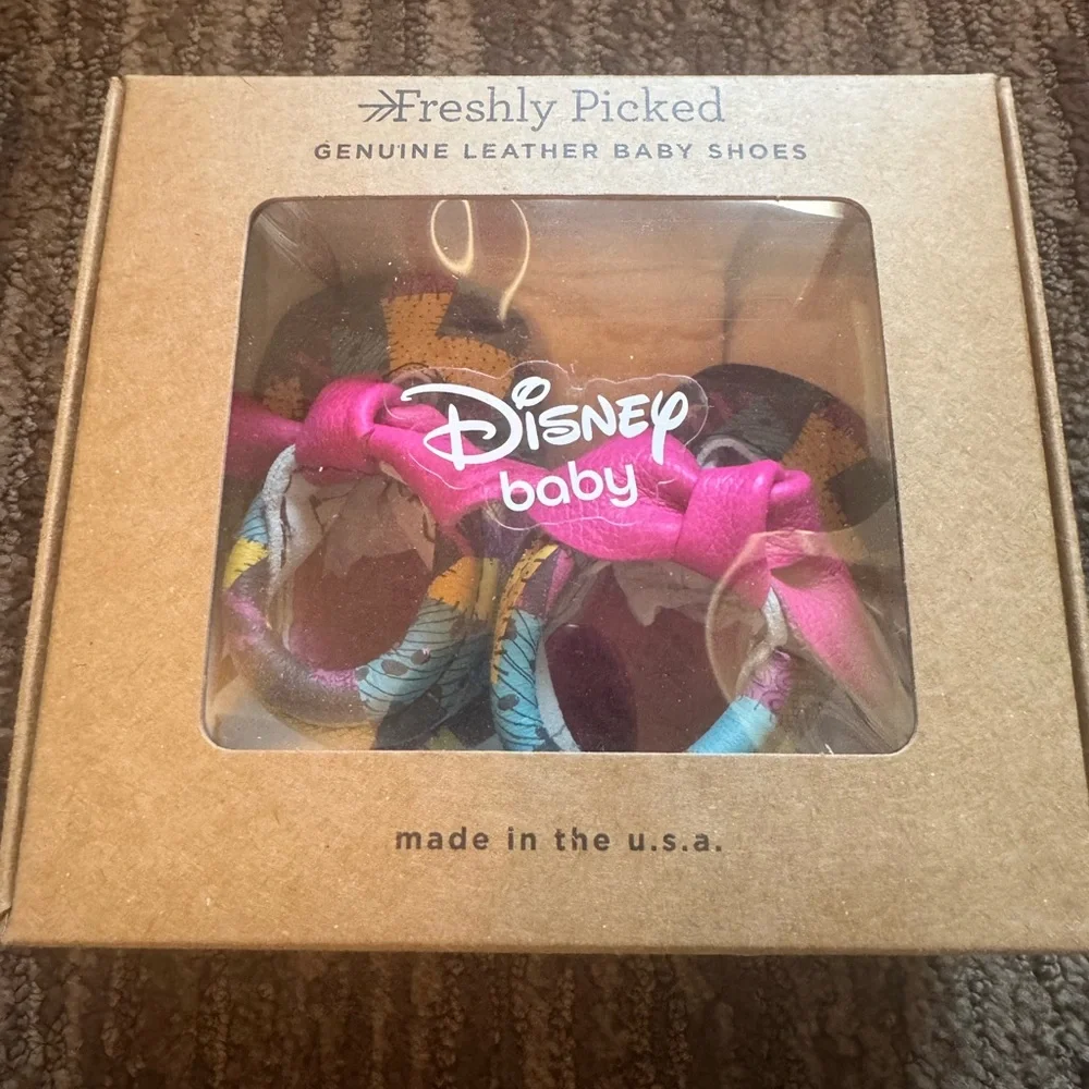 Freshly picked Ragdoll Sally Knotted Bow Moccasins